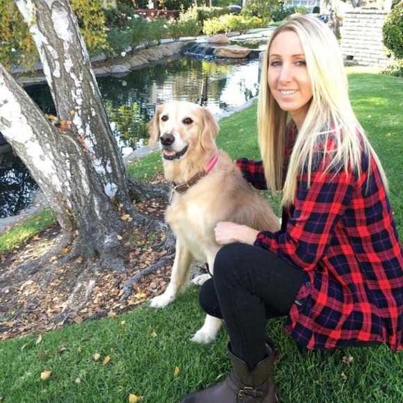 Meet your Posher, Lisa - Picture 1 of 1